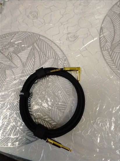 תמונה 1 ,כבל לגיטרה של Ernie Ball 6081 למכירה בבני ברק כלי נגינה  אביזרים נלווים