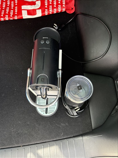 תמונה 3 ,מכונת קפה של Nespresso  למכירה בעפולה מוצרי חשמל  מכונת קפה