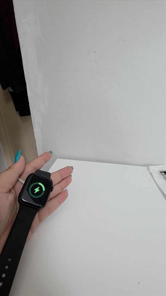 תמונה 5 ,Apple watch series 9 45mm למכירה בגן יבנה סלולרי  אחר