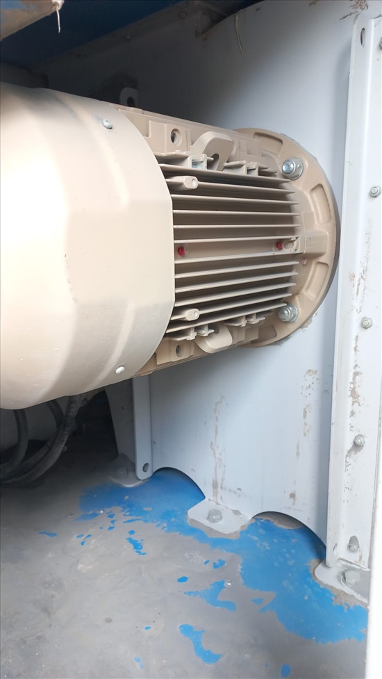 תמונה 2 ,מסור גשר ושואב אבק תעשייתי למכירה בתנובות ציוד לתעשייה  מכונות