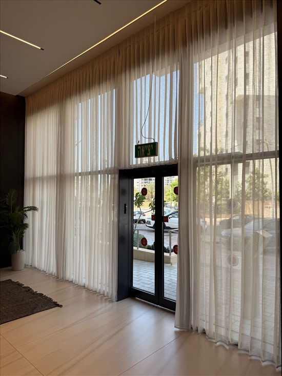 תמונה 4 ,עסק של 40 שנה  לתפירת וילונות למכירה בחולון עסקים למכירה/למסירה  אופנה וביגוד