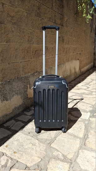 תמונה 1 ,מזוודה קטנה 54/34/24 למכירה ברמת גן למטייל ולמתגייס  מזוודות ותיקים