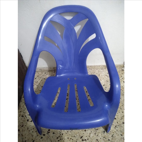 תמונה 2 ,כסאות פלסטיק כחולים למכירה בהוד השרון ריהוט  ריהוט לגינה