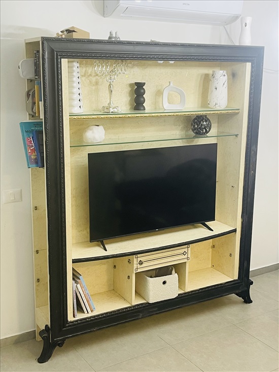 תמונה 3 ,ספות עור 3+2 ומזנון עץ למכירה בראשון לציון ריהוט  סלון