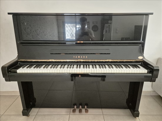 תמונה 1 ,פסנתר יפני מקצועי YAMAHA U2 למכירה ברמת השרון כלי נגינה  פסנתר