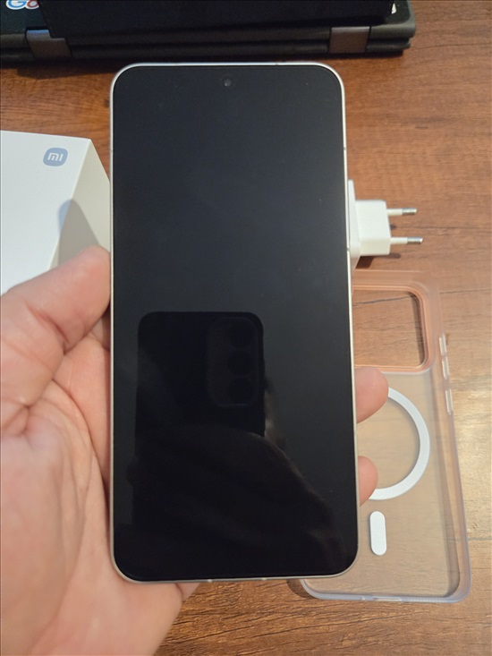 תמונה 3 ,Xiaomi 15 למכירה בחולון סלולרי  סמארטפונים