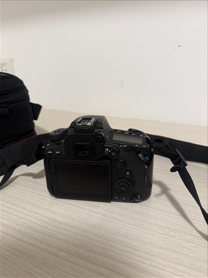 תמונה 3 ,Canon EOS 90D עם עדשת Canon למכירה בראשון לציון צילום  מצלמה רפלקס דיגיטלית