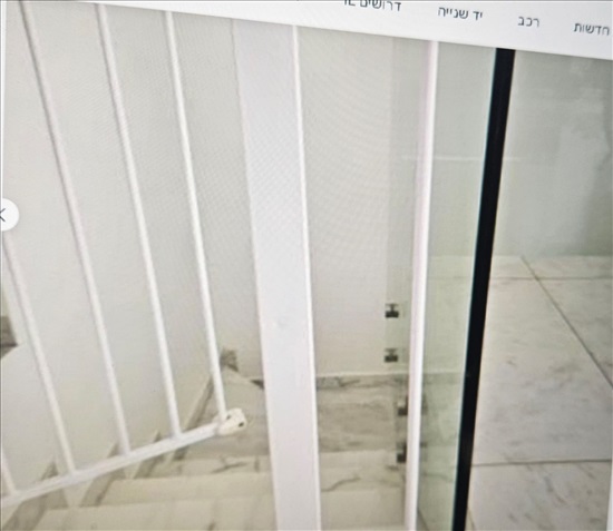 תמונה 4 ,שער בטיחות למעקה מדרגות  למכירה בראשון לציון לתינוק ולילד  אביזרי בטיחות