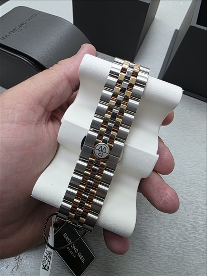 תמונה 4 ,שעון ריימונד ווייל 2 למכירה בHolon תכשיטים  שעונים