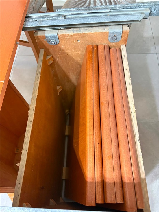 תמונה 1 ,שולחן פינת אוכל למכירה בהרצליה ריהוט  פינת אוכל