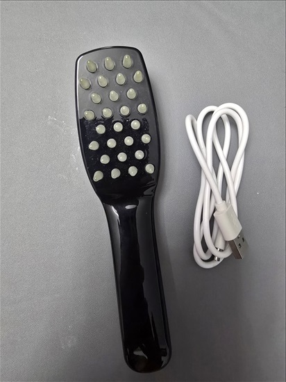 תמונה 1 ,Lux Brush מבית מותג היוקרה  למכירה בתל אביב יד-שניה לנשים  תכשירים וטיפוח