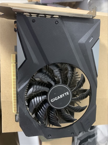 תמונה 1 ,GIGABYTE GeForce GTX 1650 OC 4 למכירה בכפר סבא מחשבים וציוד נלווה  כרטיס מסך