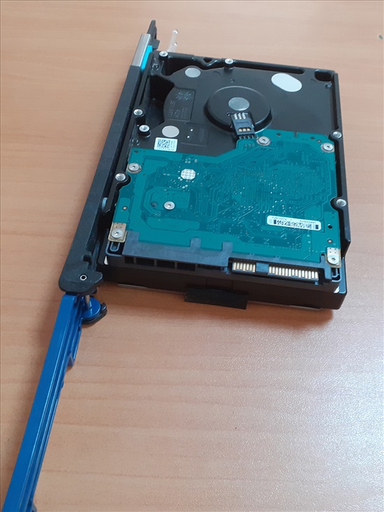 תמונה 3 ,כונן שרתים 15K.7 600GB SAS למכירה בעכו מחשבים וציוד נלווה  שרתים
