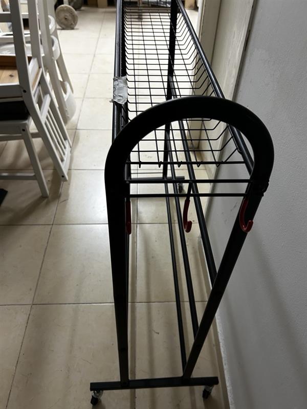 תמונה 3 ,מתקן אחסון לכדורים וציוד ספורט למכירה בתל אביב ציוד ספורט  משחקי כדור