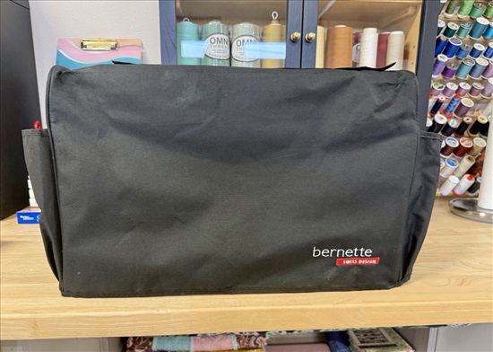 תמונה 7 ,מכונת רקמה ממוחשבת Bernina Ber למכירה בתל אביב מוצרי חשמל  מכונת תפירה