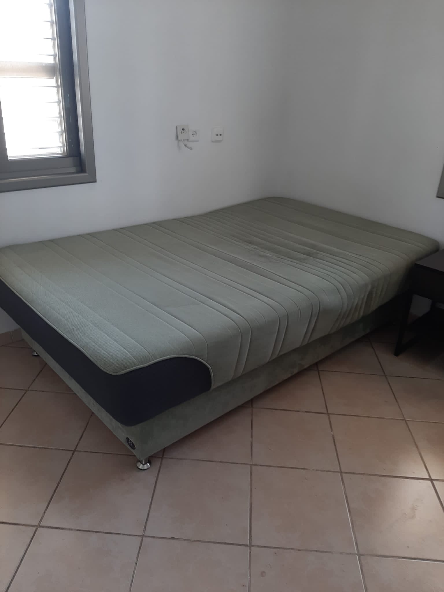 תמונה 2 ,מציאה! שתי מיטות חשמליות למכירה בפתח תקווה ריהוט  