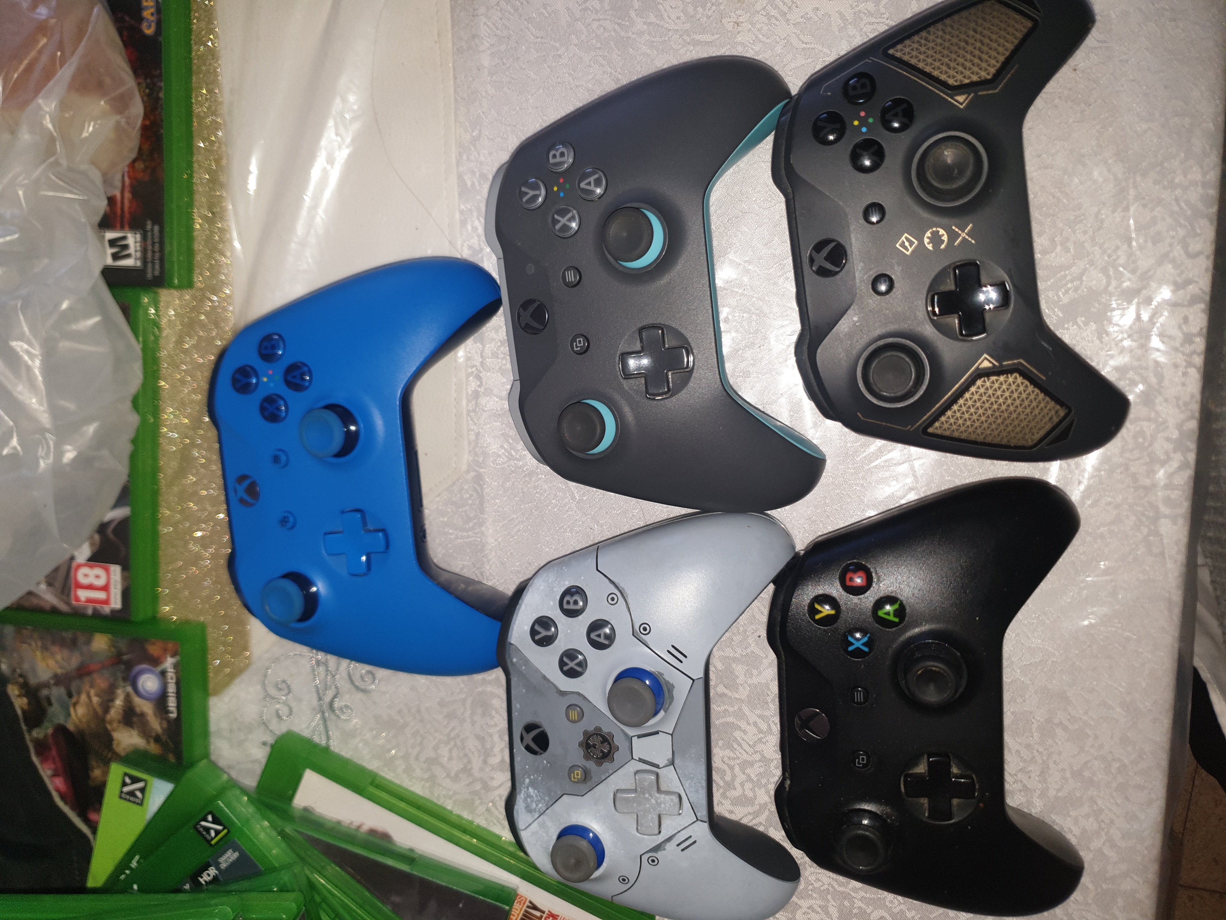 תמונה 3 ,לוי למכירה בנתניה משחקים וקונסולות  XBox ONE