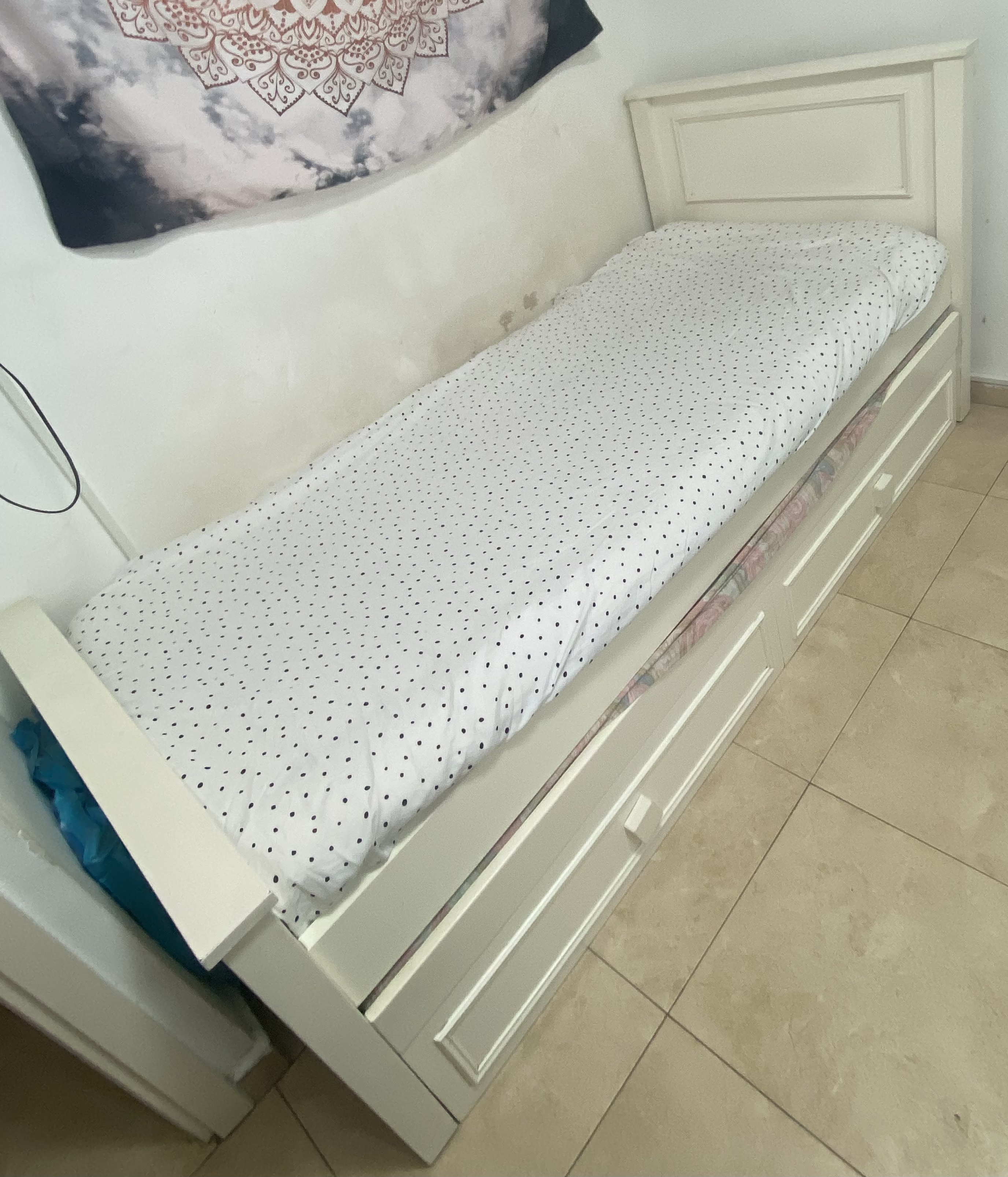 תמונה 6 ,מיטת יחיד מעצמל׳ה למכירה בתל אביב ריהוט  מיטות