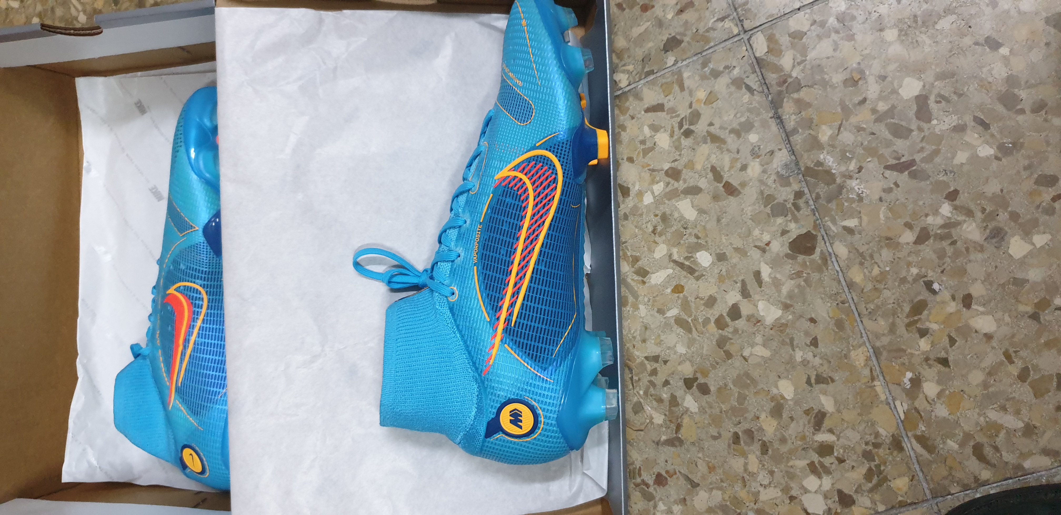 תמונה 3 ,Nike Mercurial Superfly 8 Elit למכירה ברמת גן ציוד ספורט  ביגוד ונעליים מקצועיות
