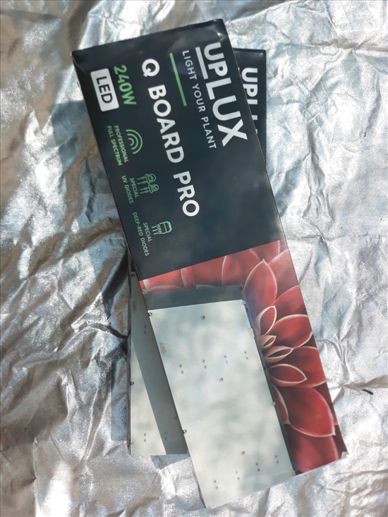 תמונה 1 ,מנורת upLUX להידרופוניקה  למכירה בעכו לגינה  צמחיה מלאכותית