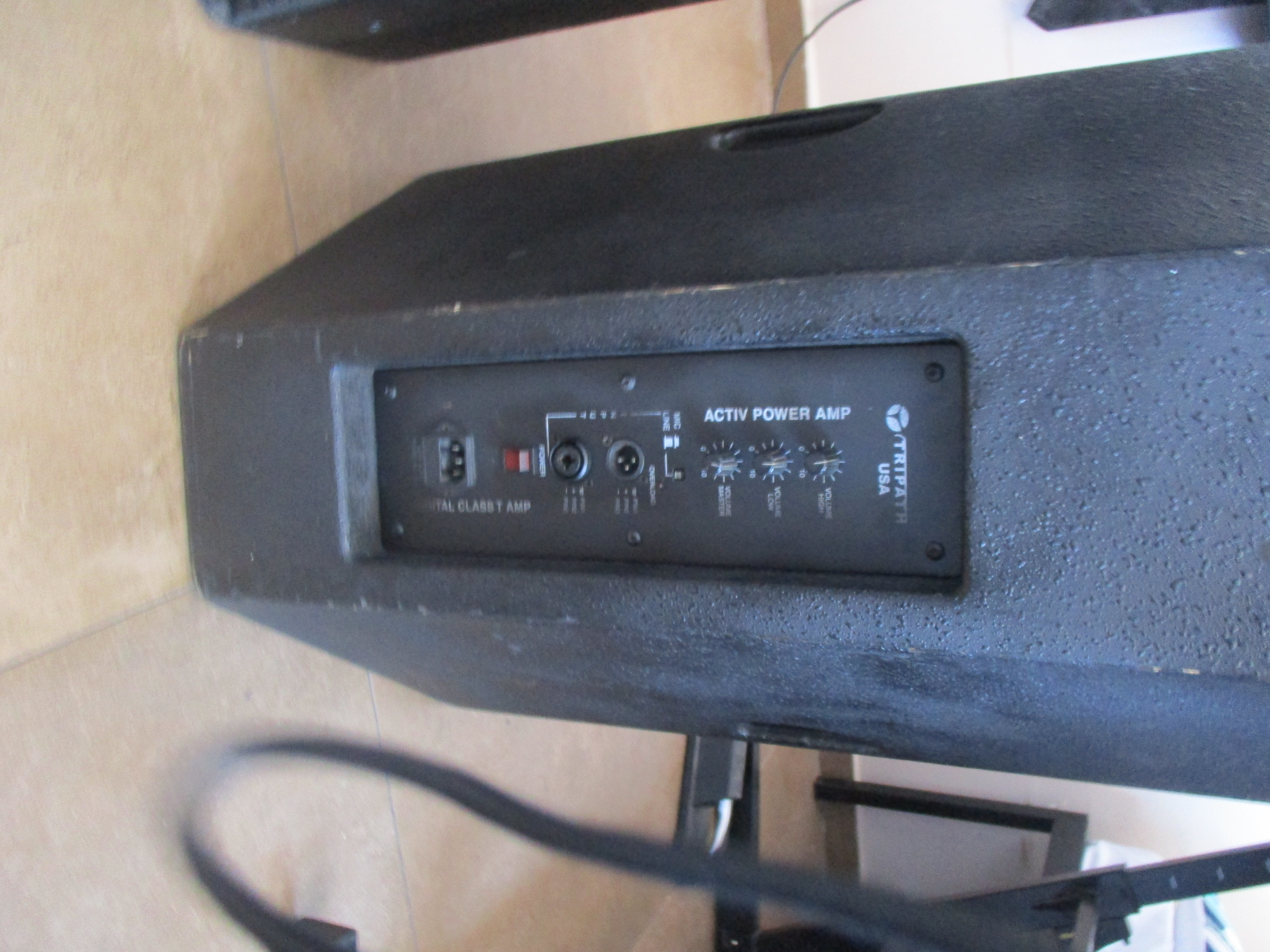 תמונה 5 ,רמקולים RCF  למכירה בירושלים ציוד לדיג'יי ואולפנים  ציוד הגברה