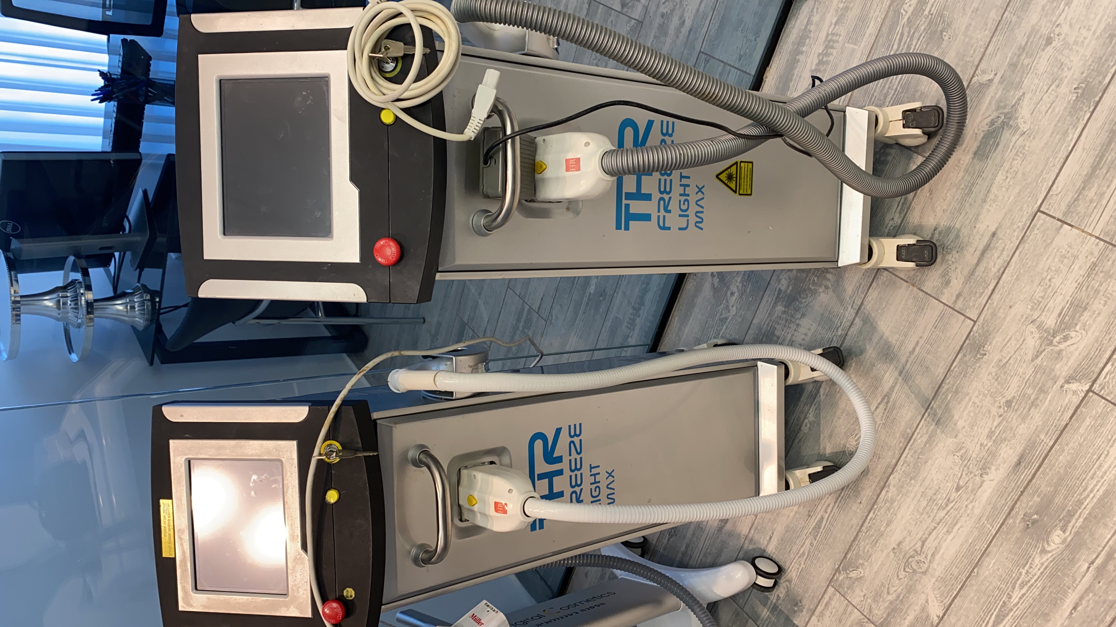 תמונה 1 ,מכשיר להסרת שיער  למכירה בראשון לציון קוסמטיקה וטיפוח  מסיר שיער