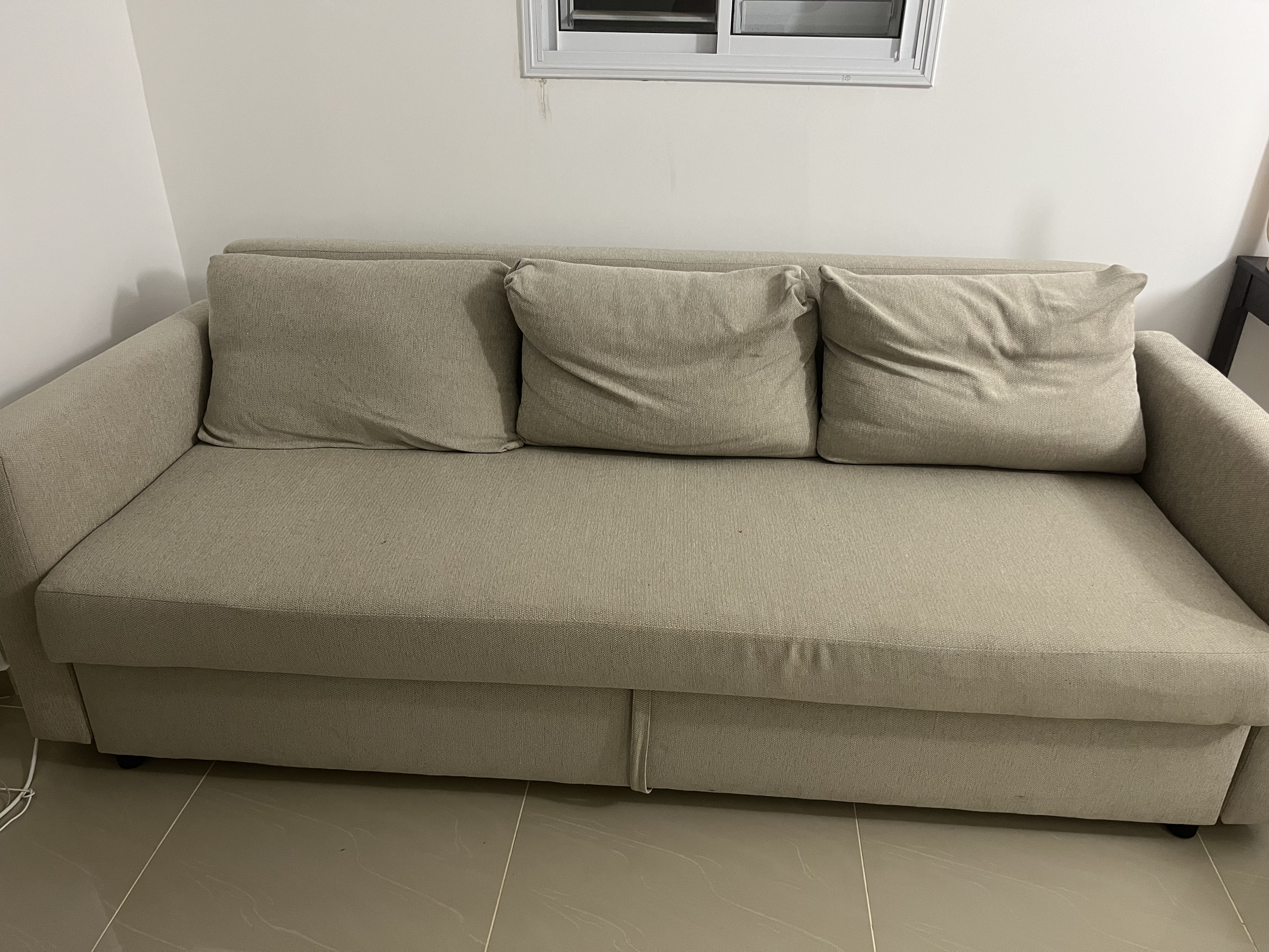 תמונה 1 ,ספה  נפתחת בצבע בז  למכירה ברמת גן ריהוט  ספות