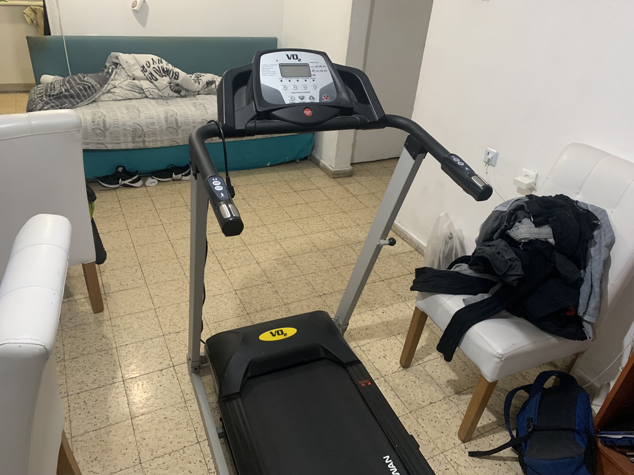 תמונה 1 ,הליכון כושר למכירה ביבנה ציוד ספורט  אביזרי ספורט