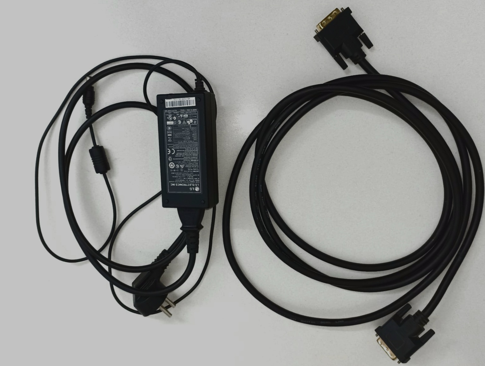 תמונה 4 ,מסף מחשב LG E2240t למכירה בעפולה מחשבים וציוד נלווה  מסך מחשב