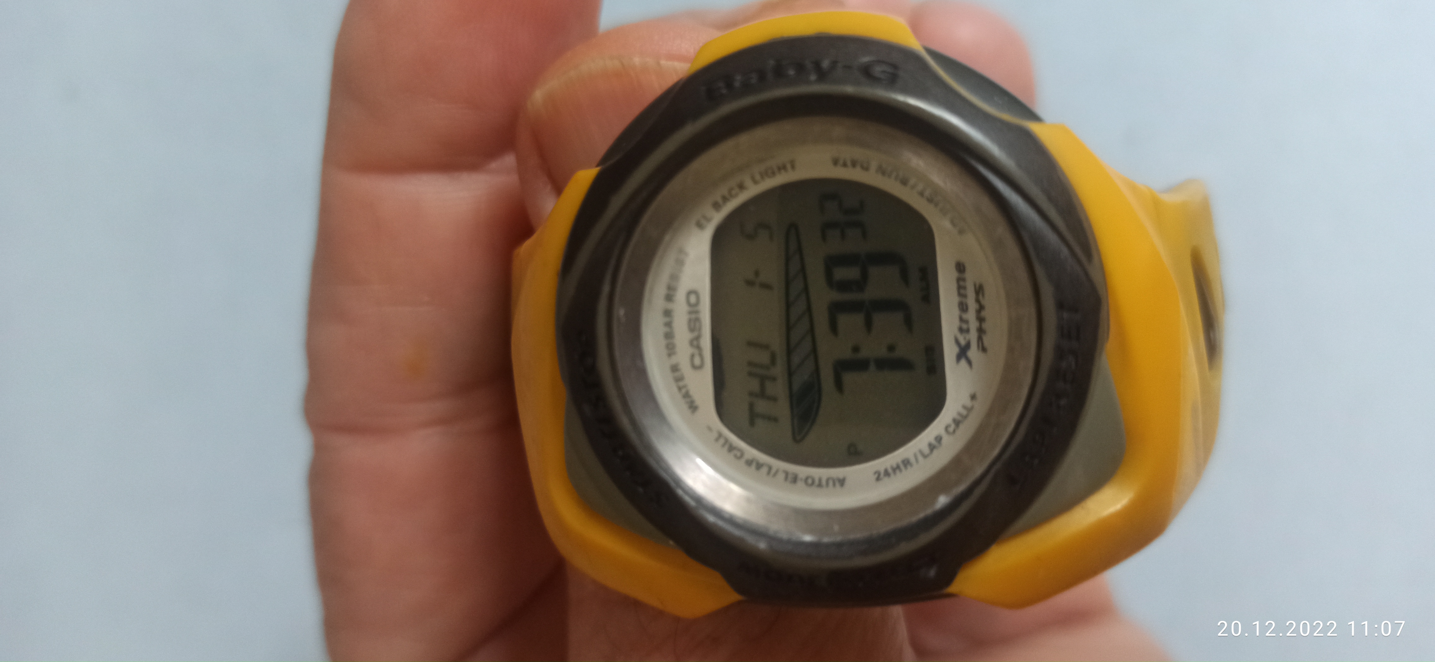 תמונה 1 ,3 שעונים שונים למכירה ביבנה תכשיטים  שעונים