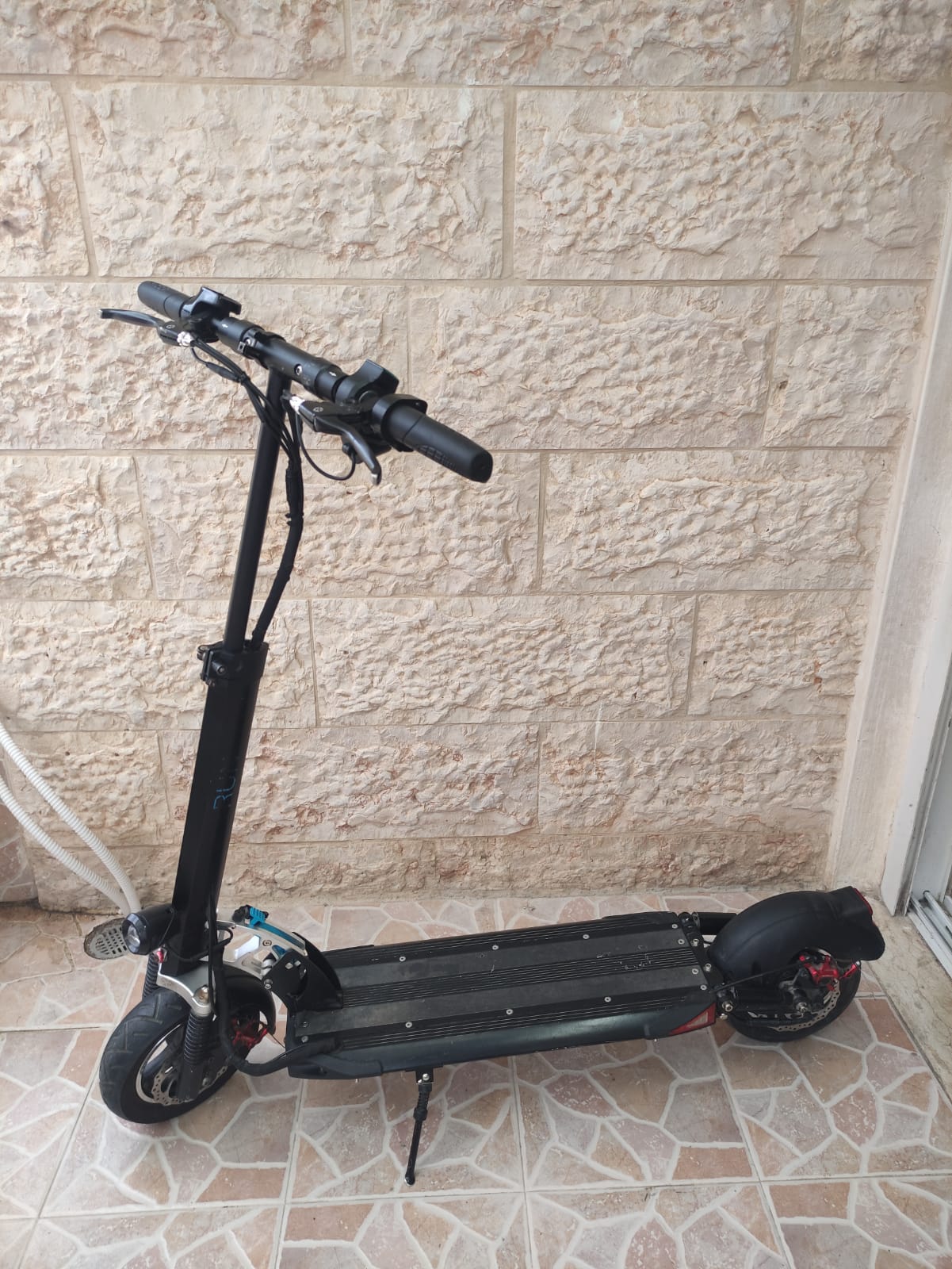 תמונה 1 ,קורקינט חשמלי למכירה במודיעין עילית קורקינטים  קורקינט חשמלי