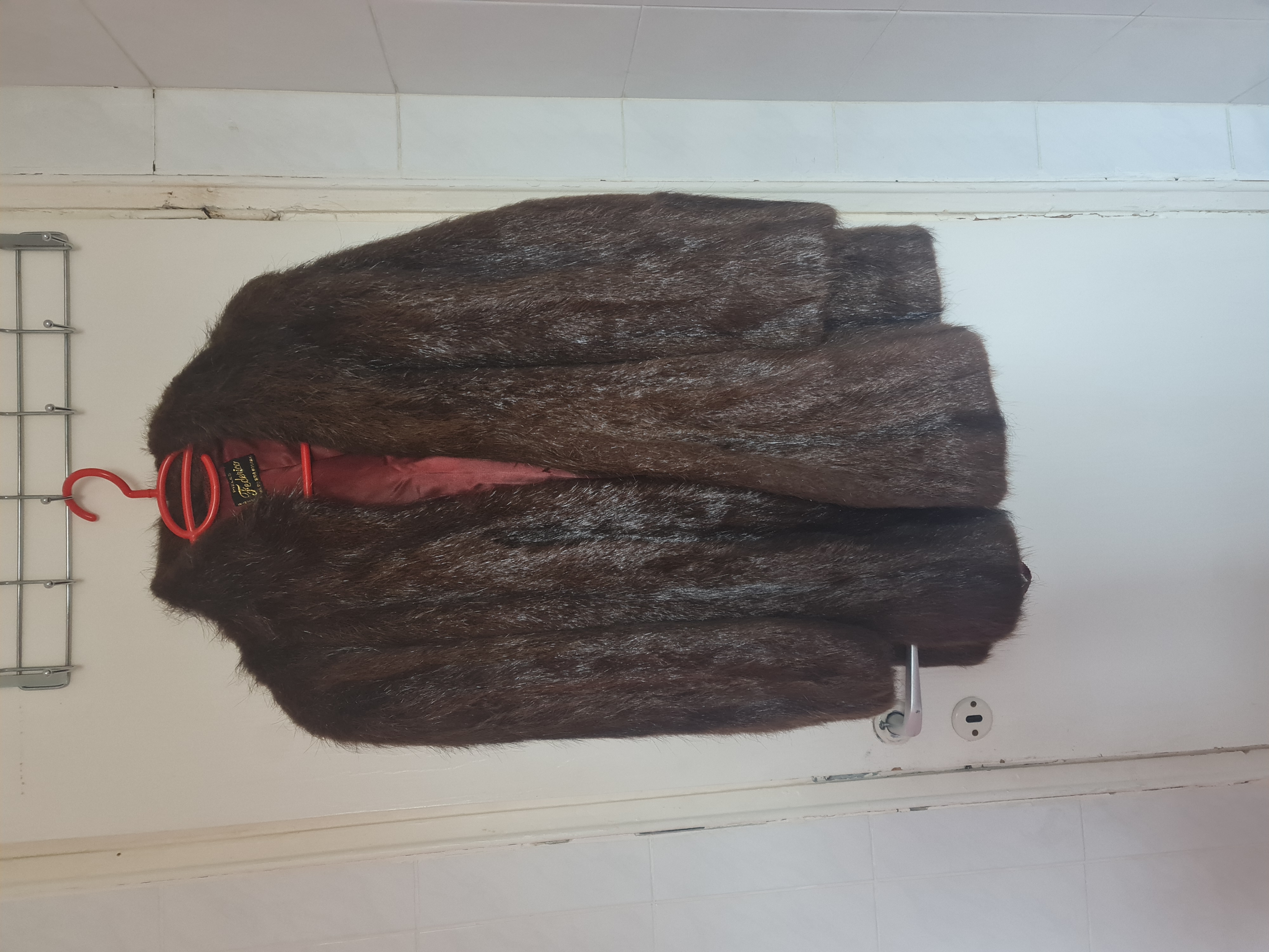 תמונה 3 ,מעיל פרווה אמיתי למכירה בהרצליה ביגוד ואביזרים  מעילים וג'קטים