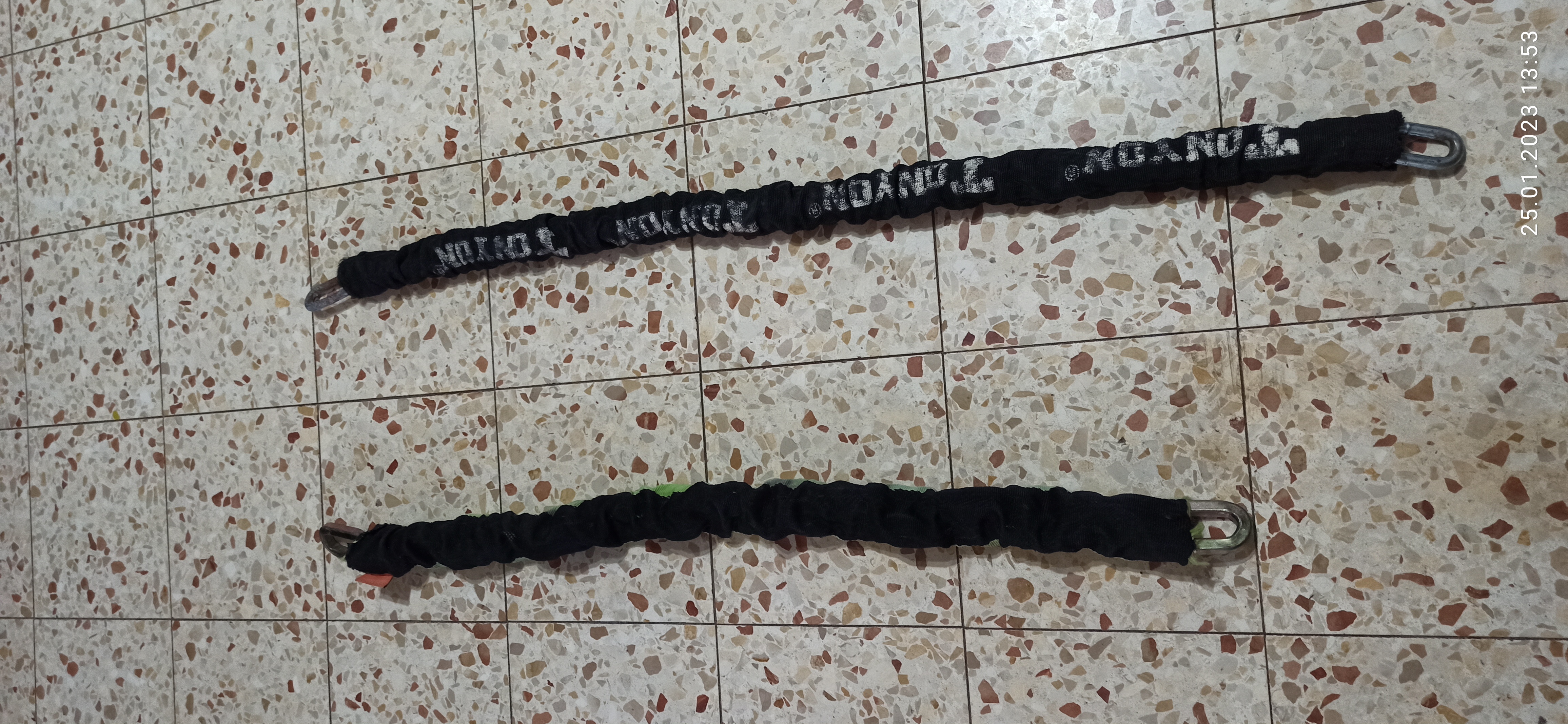 תמונה 2 ,שרשרת למנעול קשירה למכירה ביבנה אופניים  אביזרים