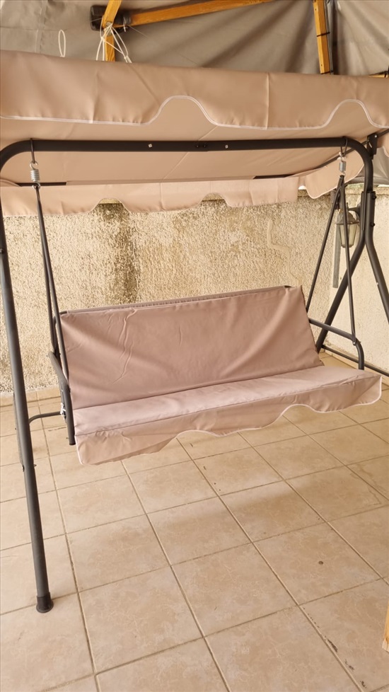 תמונה 1 ,נדנדת גן  למכירה בהרצליה ריהוט  כיסא נדנדה