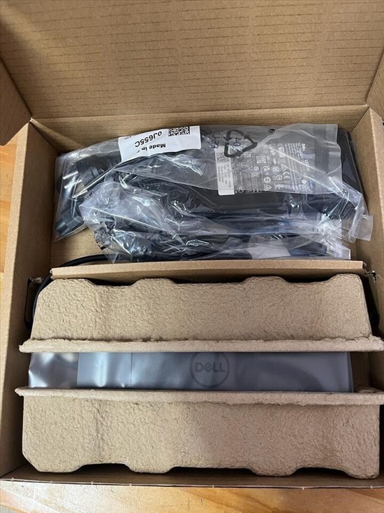 תמונה 4 ,תחנת עגינה דל Dell WD19S 180W למכירה במודיעין-מכבים-רעות מחשבים וציוד נלווה  אביזרים
