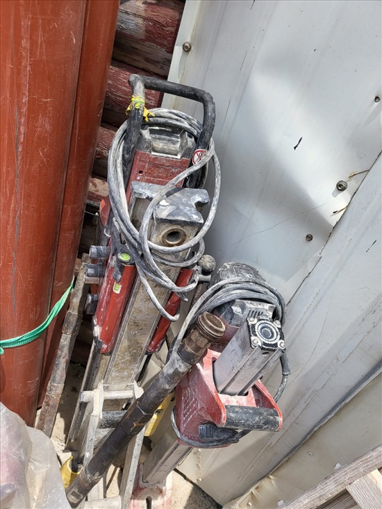 תמונה 1 ,מכונת קידוח למכירה בגדרה כלי עבודה  כלי עבודה
