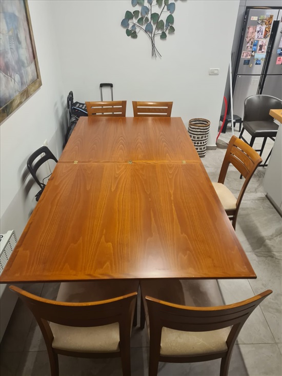 תמונה 2 ,שולחן ו6 כסאות שמרת הזורע .  למכירה במודיעין-מכבים-רעות ריהוט  פינת אוכל