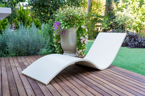 תמונה 1 ,מיטת שיזוף לגינה ולבית  למכירה בתל אביב ריהוט  כיסאות
