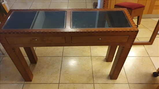 תמונה 3 ,שידה מראה וכיסה למכירה בהרצליה ריהוט  חדרי שינה