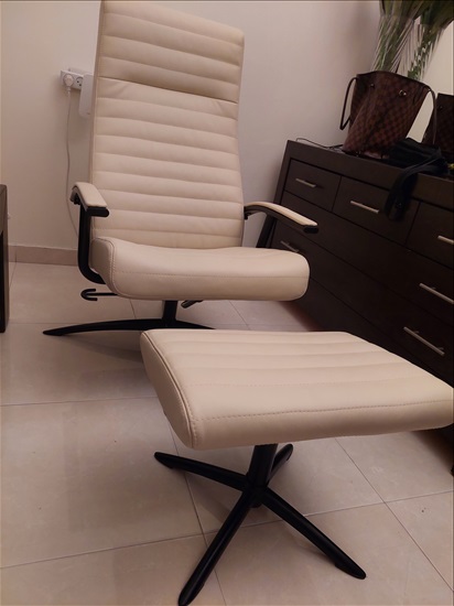 תמונה 1 ,כורסא חדשה איכותית מעור למכירה בתל אביב ריהוט  כורסאות טלוויזיה