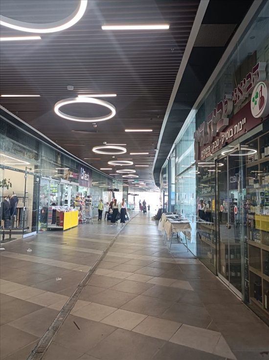 תמונה 1 ,חנות גדולה חדשה בקניון בית שמש למכירה בבית שמש שונות  שונות