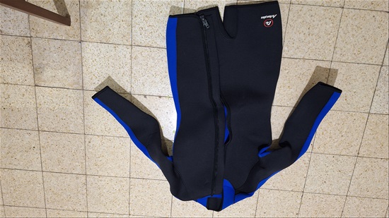 תמונה 1 ,חליפה רטובה למכירה ברחובות ציוד ספורט  ספורט ים