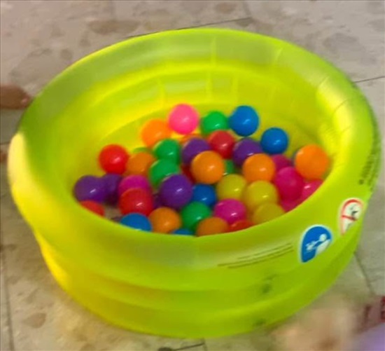 תמונה 3 ,תחפושת lol מקורית מידה 4 למכירה בקרית מוצקין לתינוק ולילד  משחקים וצעצועים