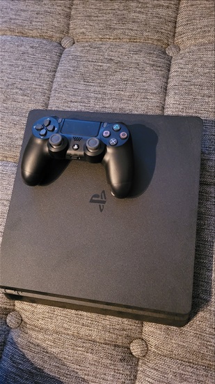 תמונה 1 ,Playstation 4 Slim 500GB למכירה בחולון משחקים וקונסולות  פלייסטיישן 4