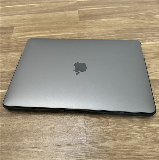 תמונה 2 ,MacBook Pro M1 למכירה ברמלה מחשבים וציוד נלווה  מחשב נייד