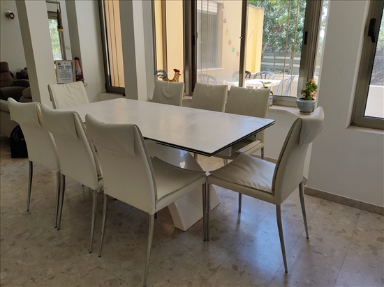 תמונה 1 ,שולחן אוכל איטלקי עם 8 כיסאות למכירה בקרית טבעון ריהוט  פינת אוכל