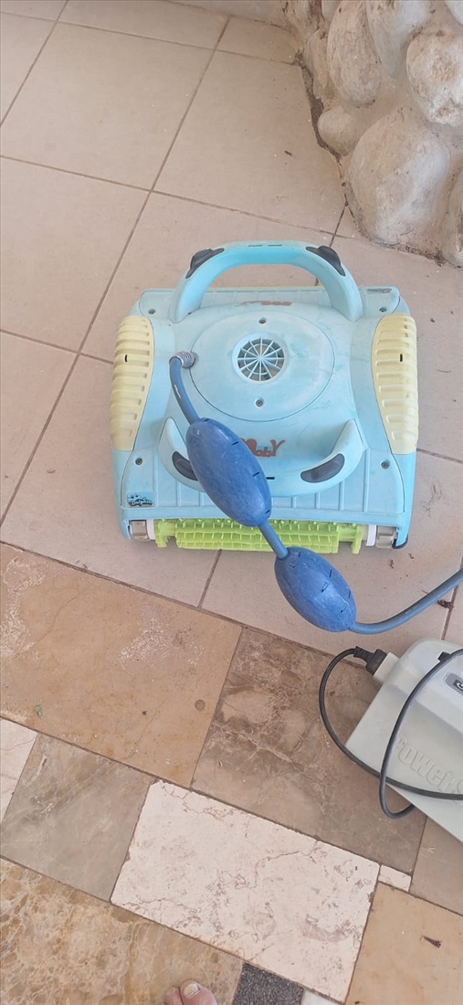 תמונה 1 ,רובוט לניקוי בריכה למכירה בראש פינה לגינה  בריכה