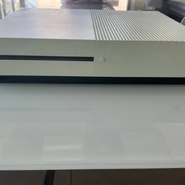 תמונה 1 ,Xbox one חדש + כבל, 512GB למכירה באור יהודה משחקים וקונסולות  XBox ONE