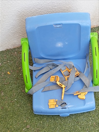 תמונה 3 ,מושב הגבהה לתינוק, עם כל הרצוע למכירה בחיפה לתינוק ולילד  כסא לאוכל