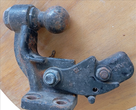 תמונה 1 ,וו גרירה כבד (Heavy Duty Tow H למכירה בחיפה שונות  שונות
